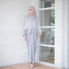 Beautynesia beri inspirasinya untuk kamu. 10 Inspirasi Gaya Hijab Ibu Hamil Untuk Kondangan Cantik Ya