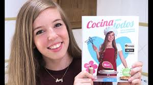 No podemos hablar de libros de cocina imprescindibles porque más que grandes hitos de la literatura gastronómica, se trata de recopilaciones de piensa que el mejor libro para aprender a cocinar no tiene pasta, y tiene tu mismo adn: El Libro De Cocina Para Todos 100 Recetas Faciles Rapidas Y Deliciosas Youtube