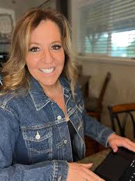 Happy Monday Friends ♥️ Negativity is...