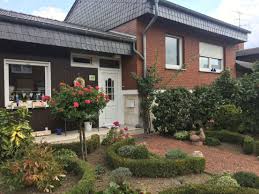 Haus zu vergrößern, um in den warmen monaten die glückliche zweisamke. Haus Zum Verkauf Neufelder Weg 89 47608 Geldern Kleve Kreis Mapio Net