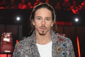 Me remembering how both michał szpak and mélovin got screwed by the jury Michal Szpak Pokaze Swoja Dziewczyne Muzyk Jest Zakochany Eska Pl