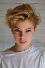 Coupe Cheveux Courts Printemps Ete 2015 Camille Albane Les Plus Belles Coupes Courtes De 2019 Coupe De Cheveux Ado Cheveux Courts Coiffure Courte