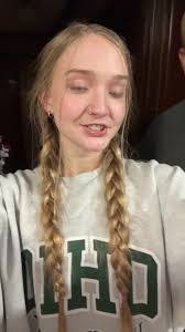 Alana Chambers's Instagram, Twitter & Facebook