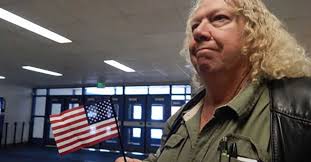 A Vietnam vet's daughter wrote this funny, heartfelt obituary for her dad