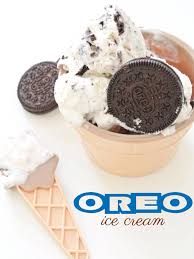 Ecco la ricetta del gelato al caffè con latte condensato da preparare in casa senza difficoltà. Sprinkles Dress Gelato Senza Gelatiera Agli Oreo