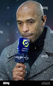 Thierry henry arsenal fc hi-res stock photography and images
