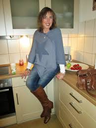 Ein poncho mit breit gerippten säumen. Olsen Poncho Mit Stern Ari Sunshine