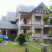 Entiti di rumah peranginan bukit via eiyrajahari.blogspot.com. Rumah Peranginan Persekutuan Jalan Peninjau