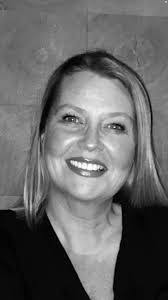 Joanne Pollard's Instagram, Twitter & Facebook