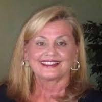 Stephanie Woody's Instagram, Twitter & Facebook