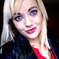 Amy Foran's Instagram, Twitter & Facebook