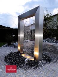 Kundenfotos Gartenbrunnen Wassertor Aus Edelstahl Gartenbrunnen Aussenbrunnen Brunnen