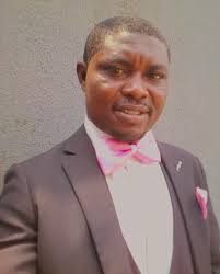 Amos Best (@amos.best) • Instagram photos and videos