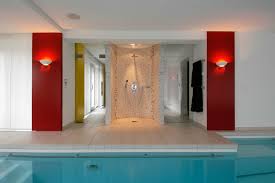 Schwimmbadumrandung Sopra Spa Pool Healing Room Wellness Hotel