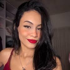 Amanda Dutra (kiyuumii_)