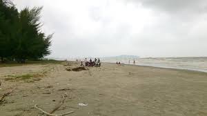 152 mukim sungai karang (beserah) 26100 куантан, pahang малайзия. Beach Picture Of De Rhu Beach Resort Kuantan Tripadvisor