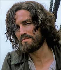 Did you know that Daniel Day Lewis was supposed to play Aragorn?Peter  Jackson asked him several times but he refused, I think he would made epic  Aragorn..