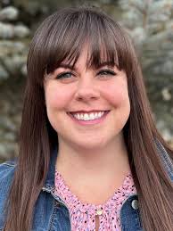 Heather Mccomber's Instagram, Twitter & Facebook