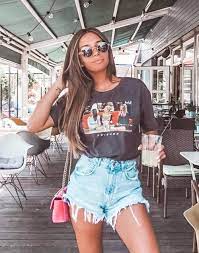 10 Graphic Tee Outfits Easy And Comfortable For Summer Diy Darlin In 2020 Outfits Verano Cute Casual Outfits Denim Skirt Outfits