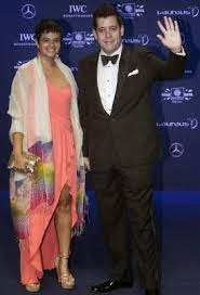 Jason lo is a malaysian music artist, music producer, dj, entrepreneur and former chief executive officer of tune talk. Ann Ibrahim Husband