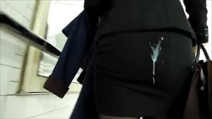 超清20209053744街射涂鸦2跟踪包臂短裙等机会射︱T|搜AV视频