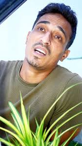 Aaj raat daawat hai 🤣