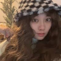 Lynn Ling's Instagram, Twitter & Facebook