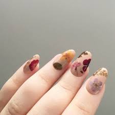 4.3 out of 5 stars 31. Reusable Pressed Dried Flowers Press On Nails Etsy Winter Nail Art Cute Nails Flower Nails