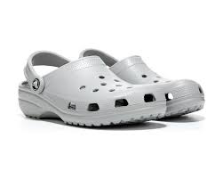 Pin By Alexa Freeman On Shoes In 2020 Comfortable Work Shoes Crocs Classic Crocs Shoes