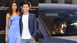 Tom holland and zendaya were just spotted making out in los angeles, and fans are concerned for jake gyllenhaal on twitter. Ws07oceolbeyym