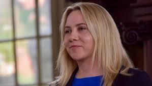 Laura Harmon's Instagram, Twitter & Facebook