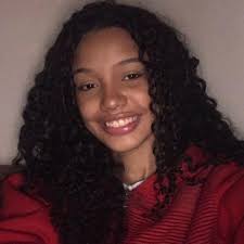 Hand game strong 🤚🏼 thanks to essie 💅🏻 and Repossi jewels ✨  #EssiePartner #RepossiPartner