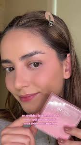 ¿Cual es la diferencia entre el polvo rosa y el traslucido? 😉💕☁️ Pink  Cloud estara disponible muy pronto ✨ #beautycreationsmx #pinkcloud