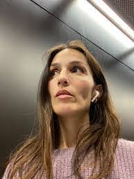 Yolanda Valiente's Instagram, Twitter & Facebook