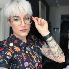 Bleaching is not actually a method of hair removal, but a way to make existing hair less noticeable. Which Way Do You Like This Hair Better Up Or Down Tomboystyle Platinumblonde Whitehair Non Trendy Short Hair Styles Nonbinary Haircuts Short Blonde Hair