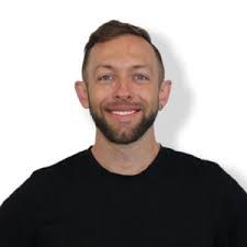 Sara Stem's Instagram, Twitter & Facebook