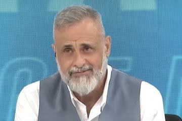 Jorge Rial llegó a la Argentina en un vuelo sanitario