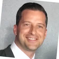 Stefanie Eaton's Instagram, Twitter & Facebook