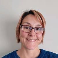 Kim Reichelt's Instagram, Twitter & Facebook