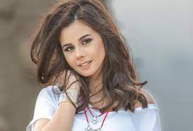 رامز مجنون رسمي هو برنامج النجم رامز جلال في رمضان والذي يشهد في الموسم الجديد الكثير من المُفاجآت والمواقف والمُفارقات غير المتوقعة، ومُشاركة الكثير من. ÙÙŠØ¯ÙŠÙˆ Ù…Ù†Ø© Ø¹Ø±ÙØ© ØªØ¸Ù‡Ø± Ù…Ø¹ Ø·ÙÙ„Ø© ØªØ´Ø¨Ù‡Ù‡Ø§ ÙˆØªÙƒØ´Ù Ø­Ù‚ÙŠÙ‚Ø© Ø²ÙˆØ§Ø¬Ù‡Ø§ Ø³Ø±Ø§ Ù…Ø¬Ù„Ø© Ø³ÙŠØ¯ØªÙŠ