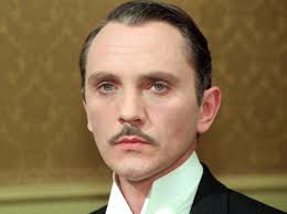 A Complete Unknown”: il soffio del cambiamento tra musica e mito