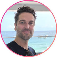 I'm looking for a marketing manager