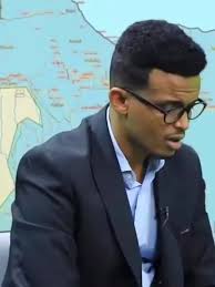 Anna gabay cuddoon iyo farshaxan ii cuntami waaye Cadde-loolna kuma  diirsadiyo heesihii cumare I cadaadisaa iyo si kale ii cabudhisaaba Waxaan  caara-dhuunka usittaa cayn kalaan jirin. Abwaan Nageeye C.Khaliif