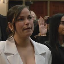 80 people from 28 countries become new US citizens in special ceremony at  Louisville high school