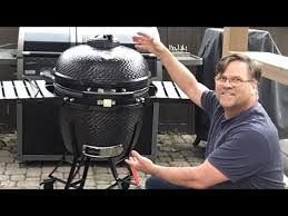 Assembling The Louisiana Grills Ceramic Kamado Charcoal Grill From Costco Youtube
