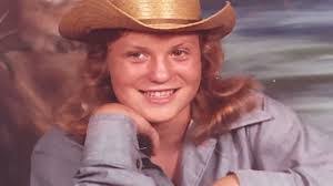 Lena Maynard's Instagram, Twitter & Facebook