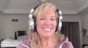 These mamas age well 😍 Forever young at heart, but beauty does come with  age 🥰