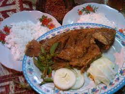 500g fillet ikan kakap merah tepung bumbu serbaguna secukupnya bahan saus: Ikan Kakap Goreng Special By Reynaldokevin On Deviantart