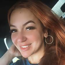 Hi ladies Can you share your lash girl ?