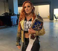 بیکی لینچ becky lynch کشتی کج کار زن در wwe (+بیوگرافی و عکس داغ)